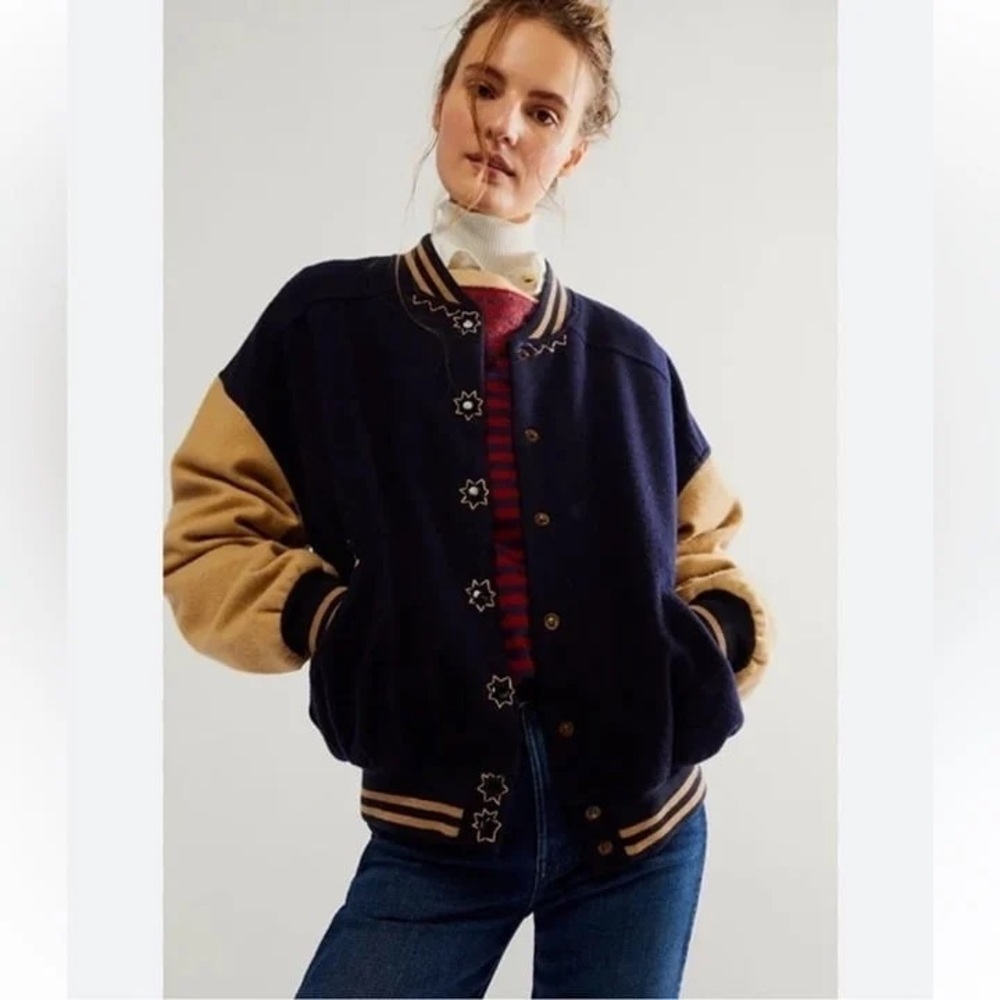 Free People NWOT Home Run Varsity Jacket in Navy/Tan Combo Size Small RARE